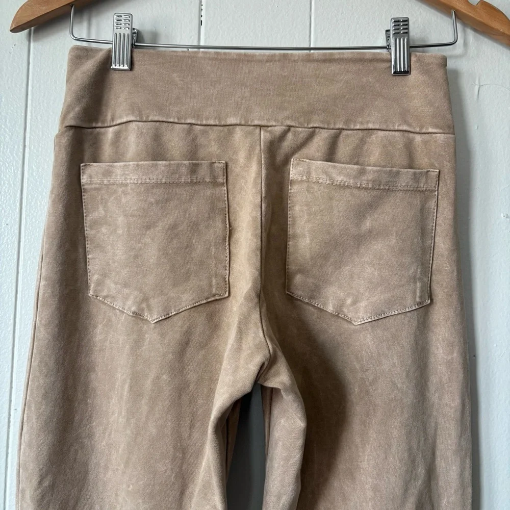 Chatoyant Stretchy Bell Bottom Yoga Pants - Picture 7 of 14